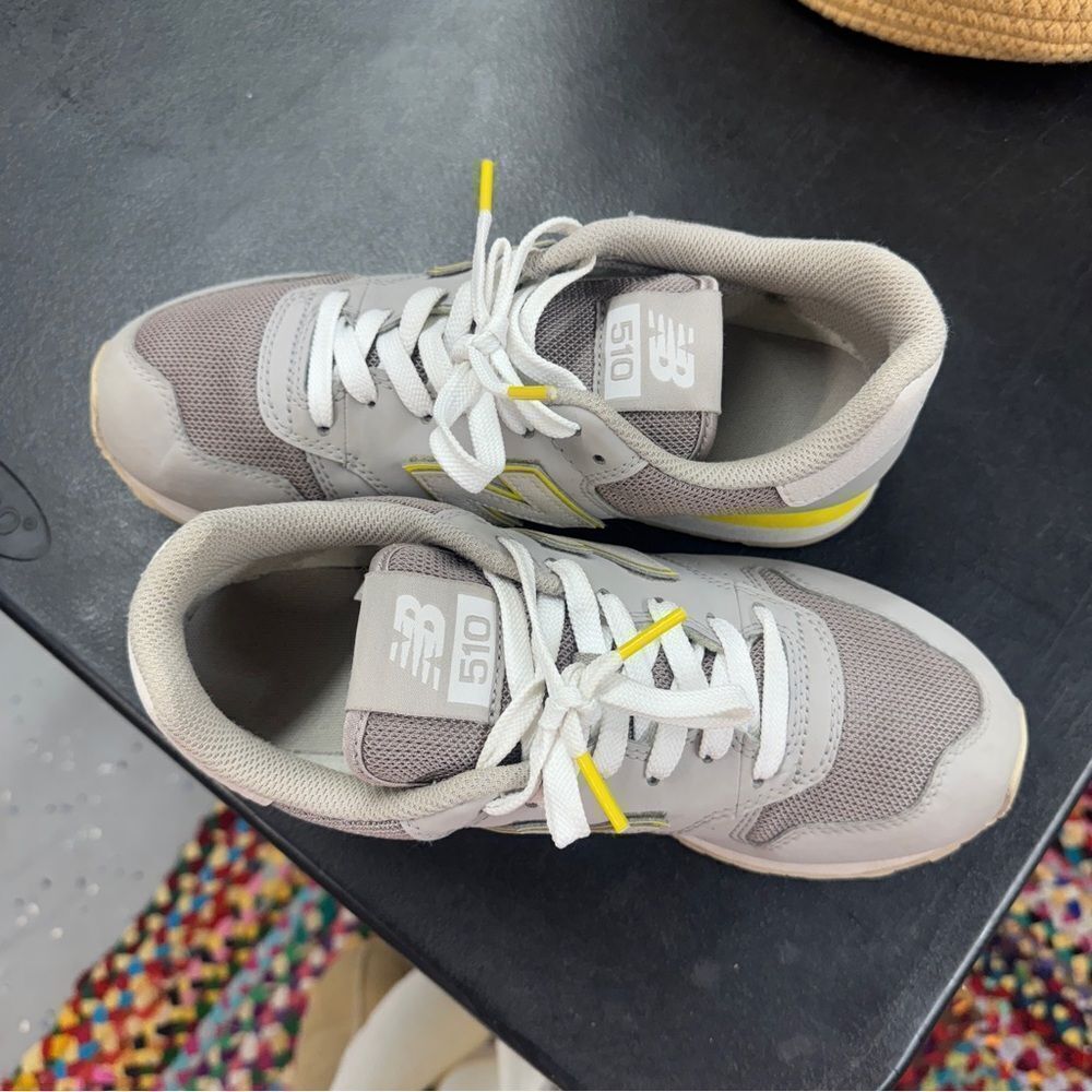 New Balance 510 Gray Yellow Sneakers Women’s 8.5 – Excellent Condition - Picture 8 of 9
